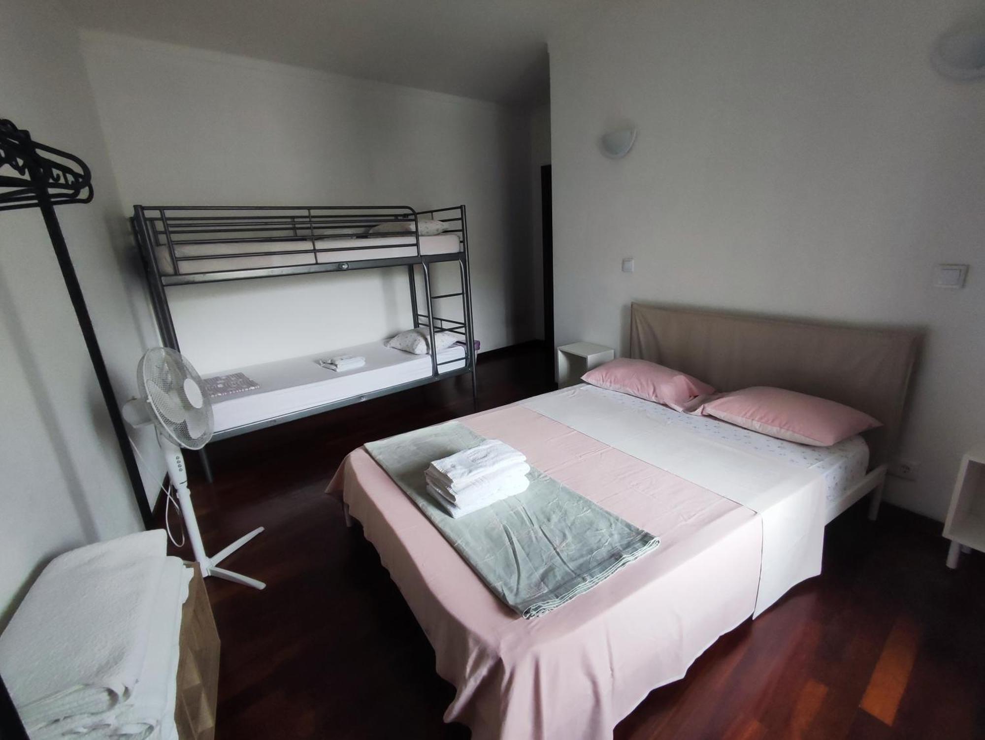 Guest House Sir Manuel - Unidade Sao Vicente Braga Exterior photo